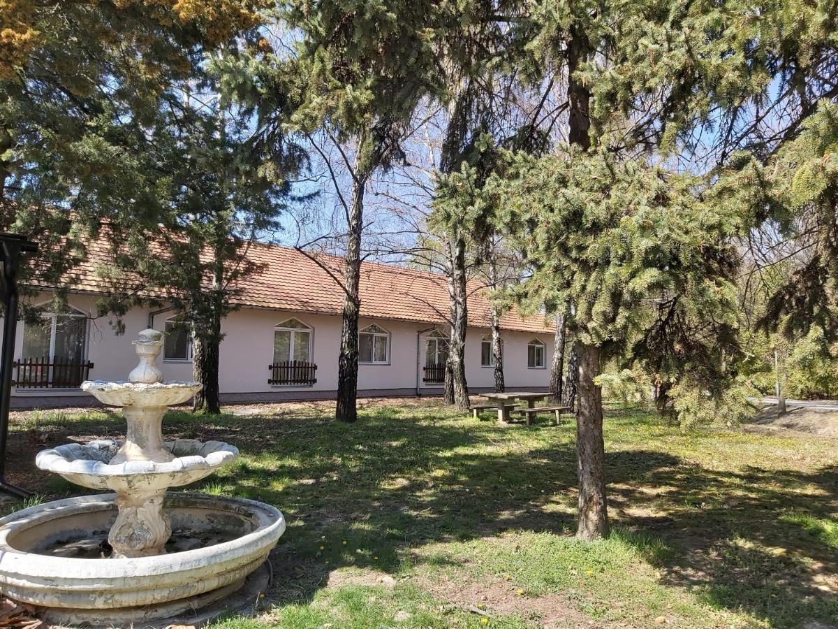 Adica Prenociste Sport Wellness Centar - Bazeni Hostel Ada Bagian luar foto