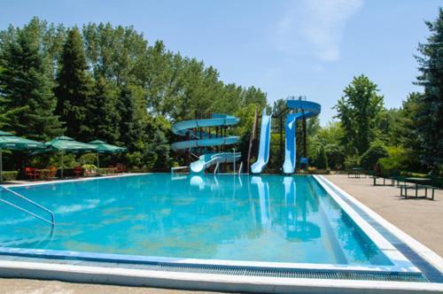 Adica Prenociste Sport Wellness Centar - Bazeni Hostel Ada Bagian luar foto