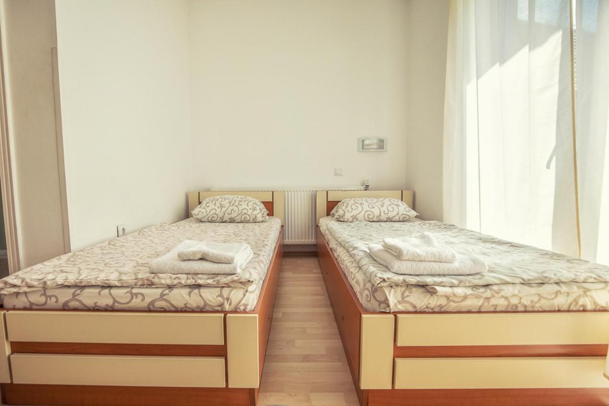 Adica Prenociste Sport Wellness Centar - Bazeni Hostel Ada Bagian luar foto